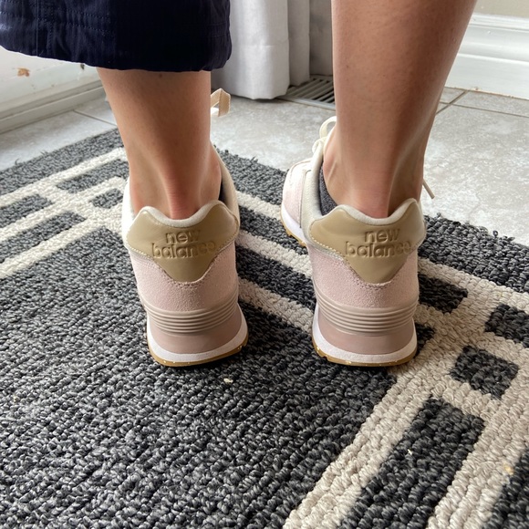 New Balance 574 Woman’s Sneaker - Picture 7 of 10